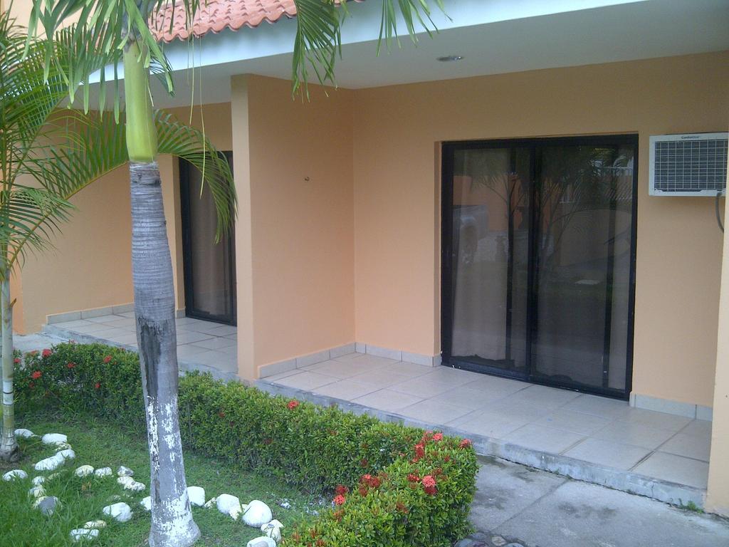 Hotel Cibeles La Ceiba Zimmer foto