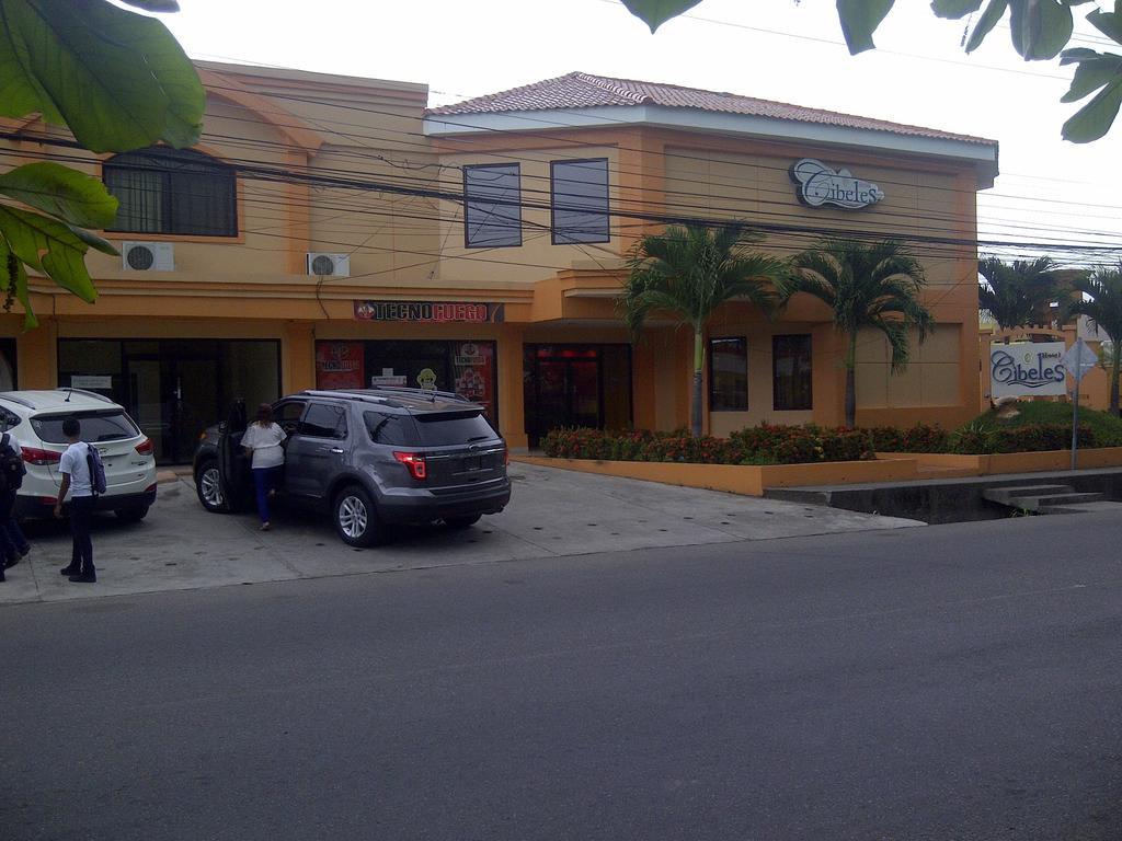 Hotel Cibeles La Ceiba Exterior foto