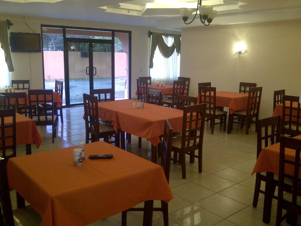 Hotel Cibeles La Ceiba Exterior foto